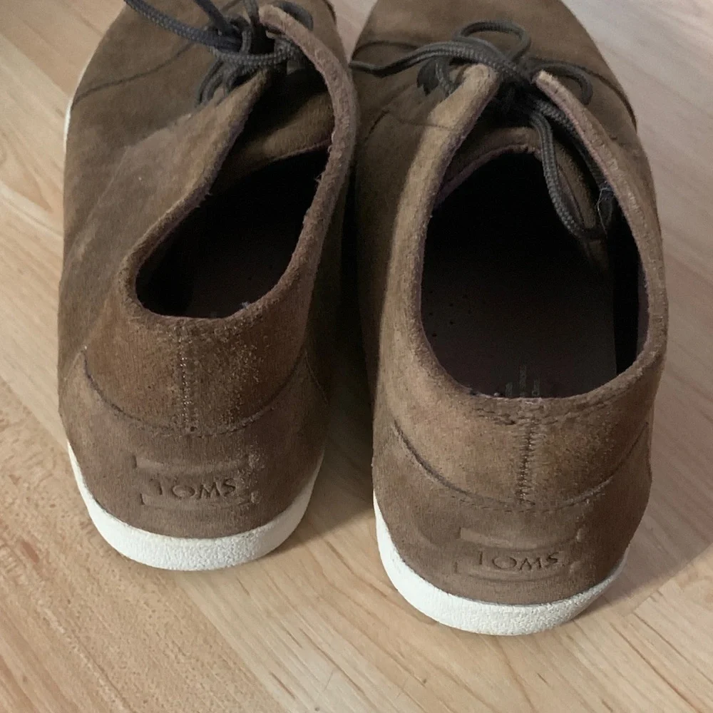 Toms Men's Brown Chukka Boots - Picture 6 of 9